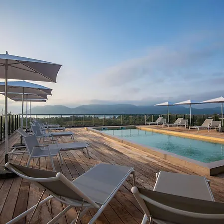 Ibis Styles Vecchio 포르토베쉬오